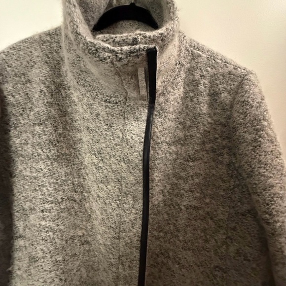 Calvin Klein Light Gray Teddy Jacket - Picture 5 of 6